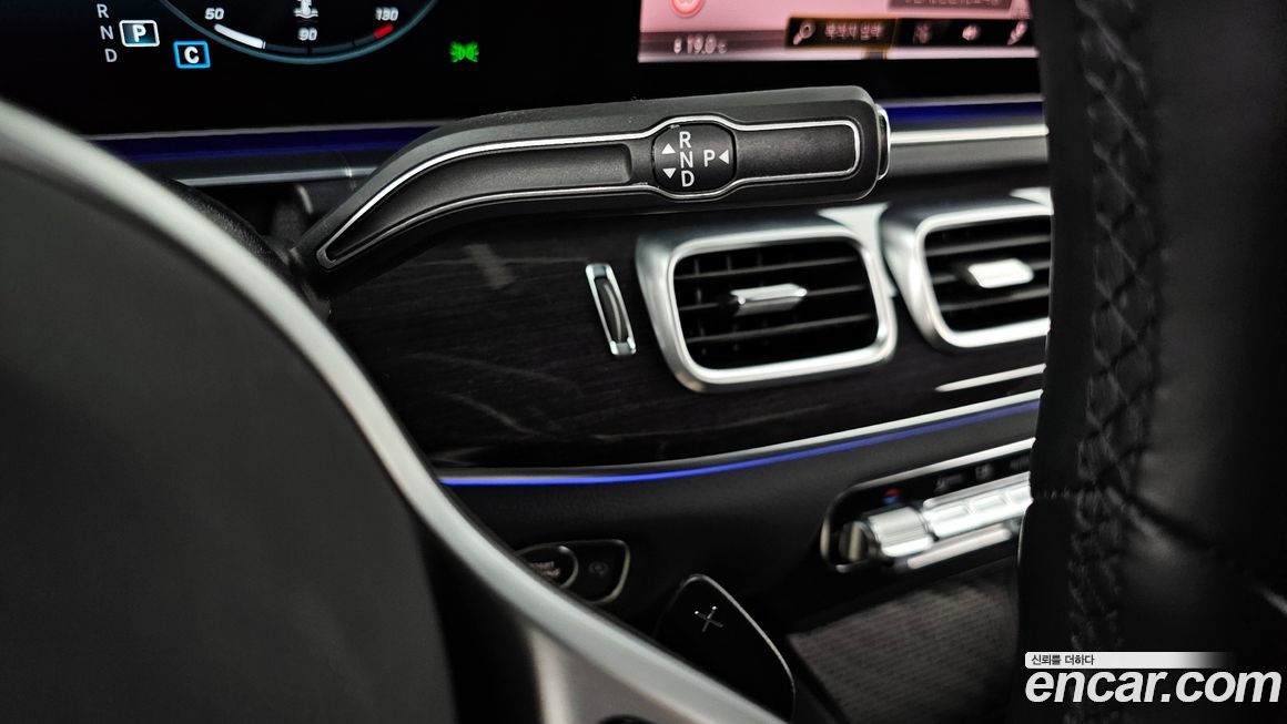 Mercedes-Benz GLE-Class 2021