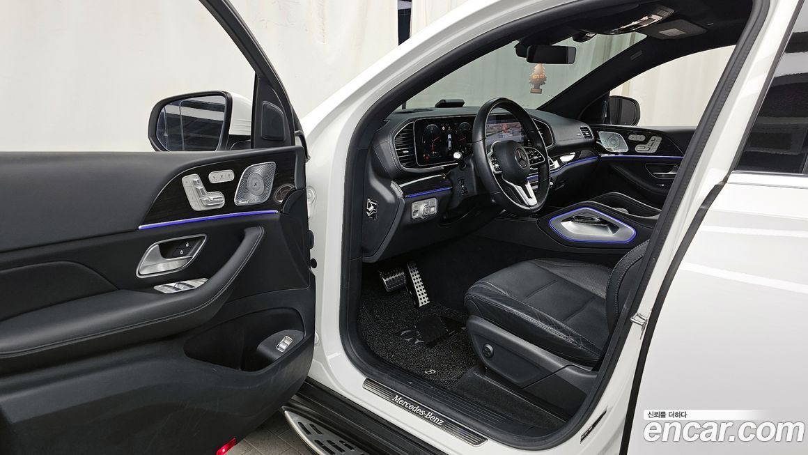 Mercedes-Benz GLE-Class 2021