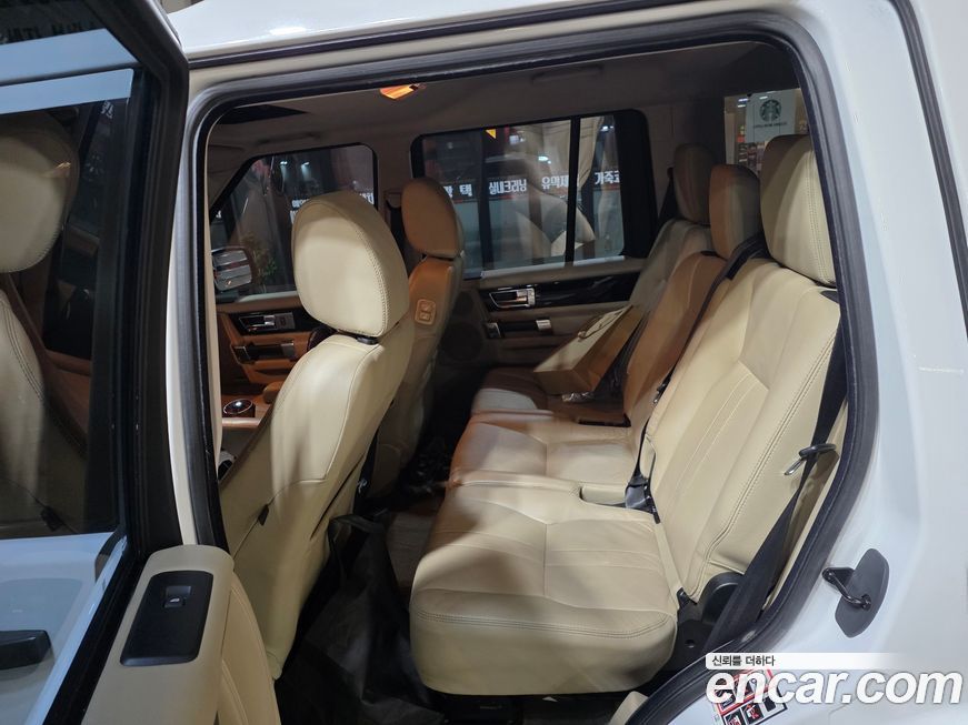 Land Rover Discovery 2012