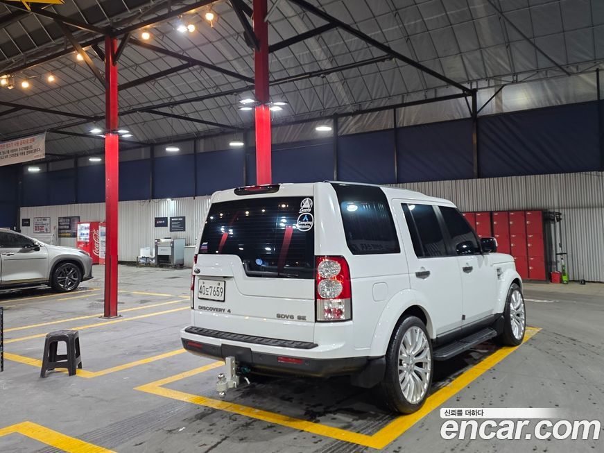 Land Rover Discovery 2012