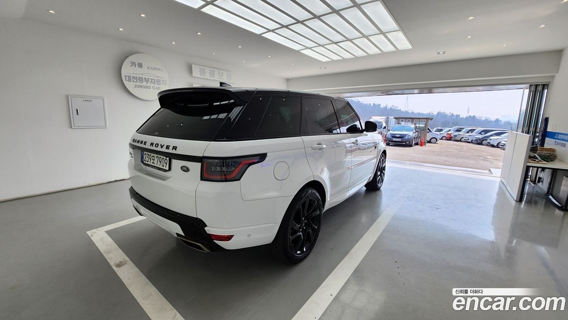 Land Rover Range Rover Sport 2021