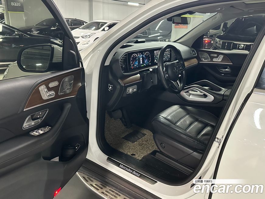 Mercedes-Benz GLE-Class 2021