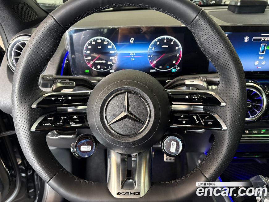 Mercedes-Benz GLB-Class 2026