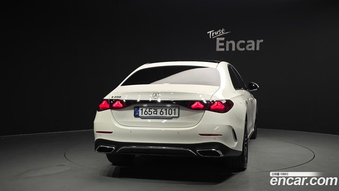 Mercedes-Benz E-Class 2026