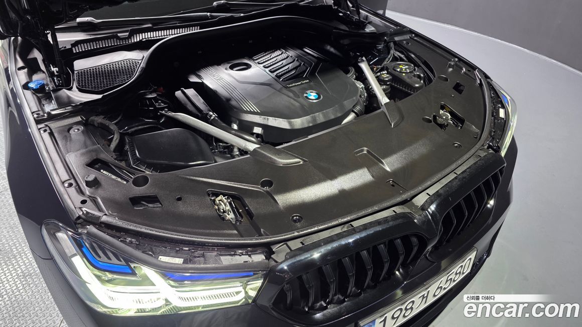 BMW Gran Turismo 2024