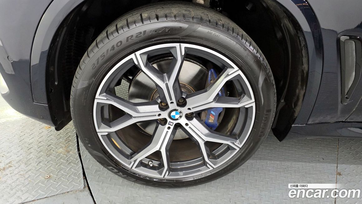 BMW X5 2021