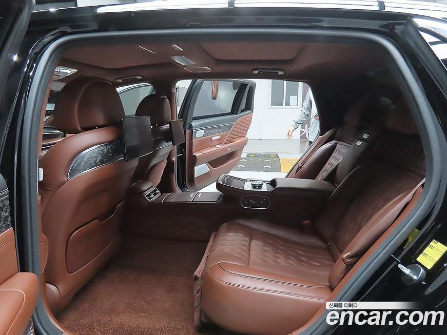 Genesis G90 2023