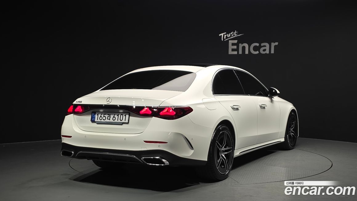 Mercedes-Benz E-Class 2026
