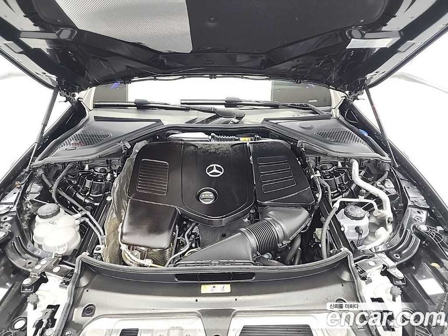 Mercedes-Benz E-Class 2024