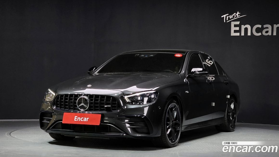 Mercedes-Benz E-Class 2023