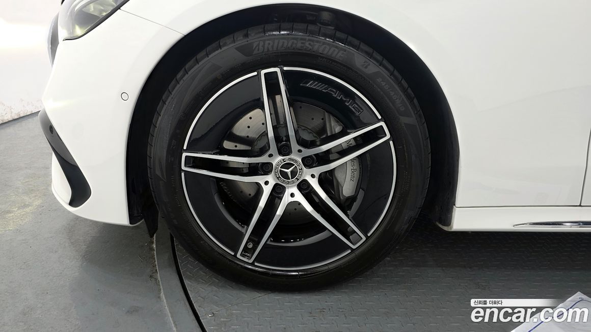 Mercedes-Benz E-Class 2026