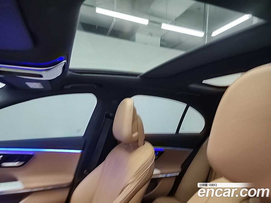 Mercedes-Benz E-Class 2024