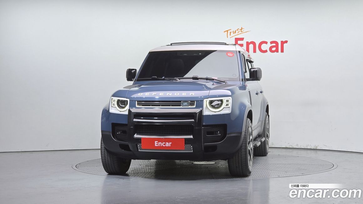 Land Rover Defender 2022