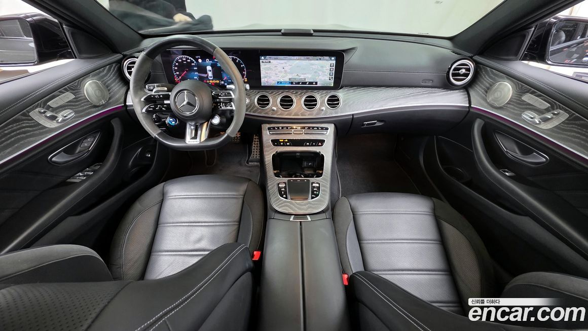 Mercedes-Benz E-Class 2023