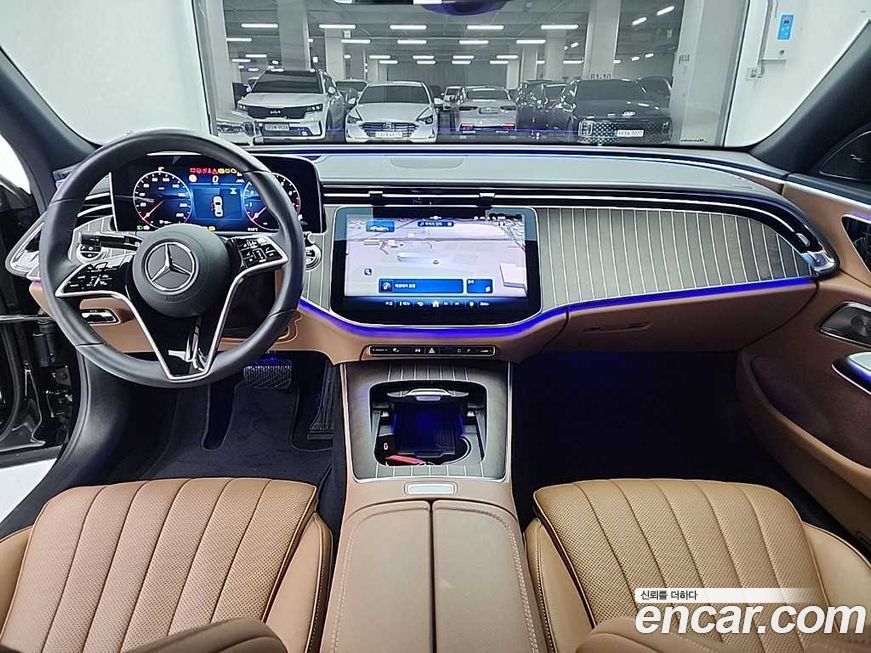 Mercedes-Benz E-Class 2024