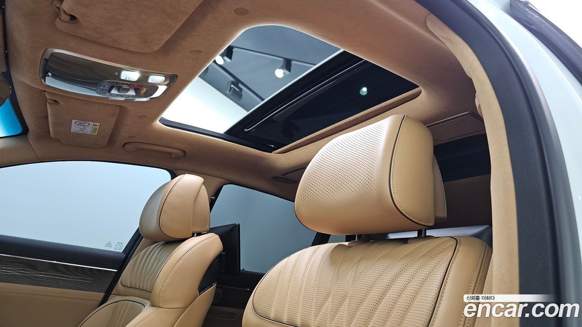 Genesis G90 2023