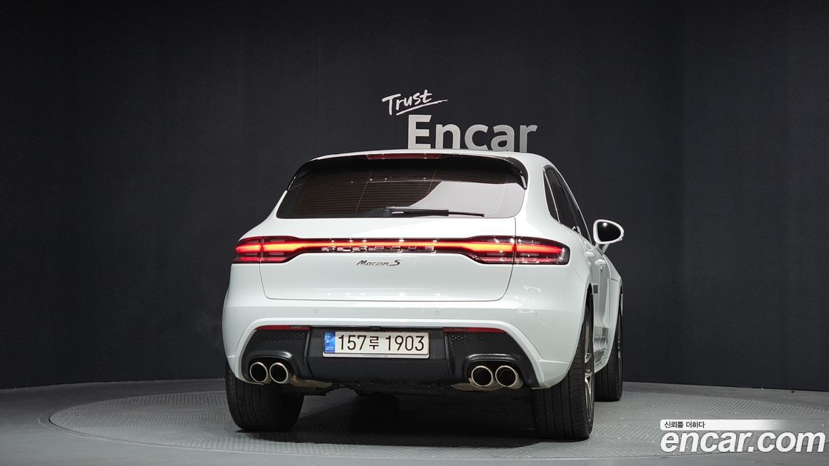 Porsche Macan 2022
