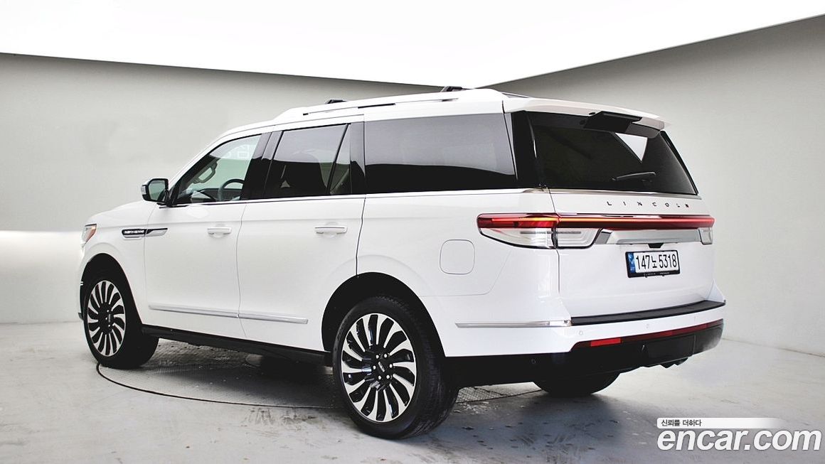 Lincoln Navigator 2023
