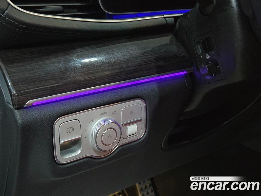 Mercedes-Benz GLE-Class 2023