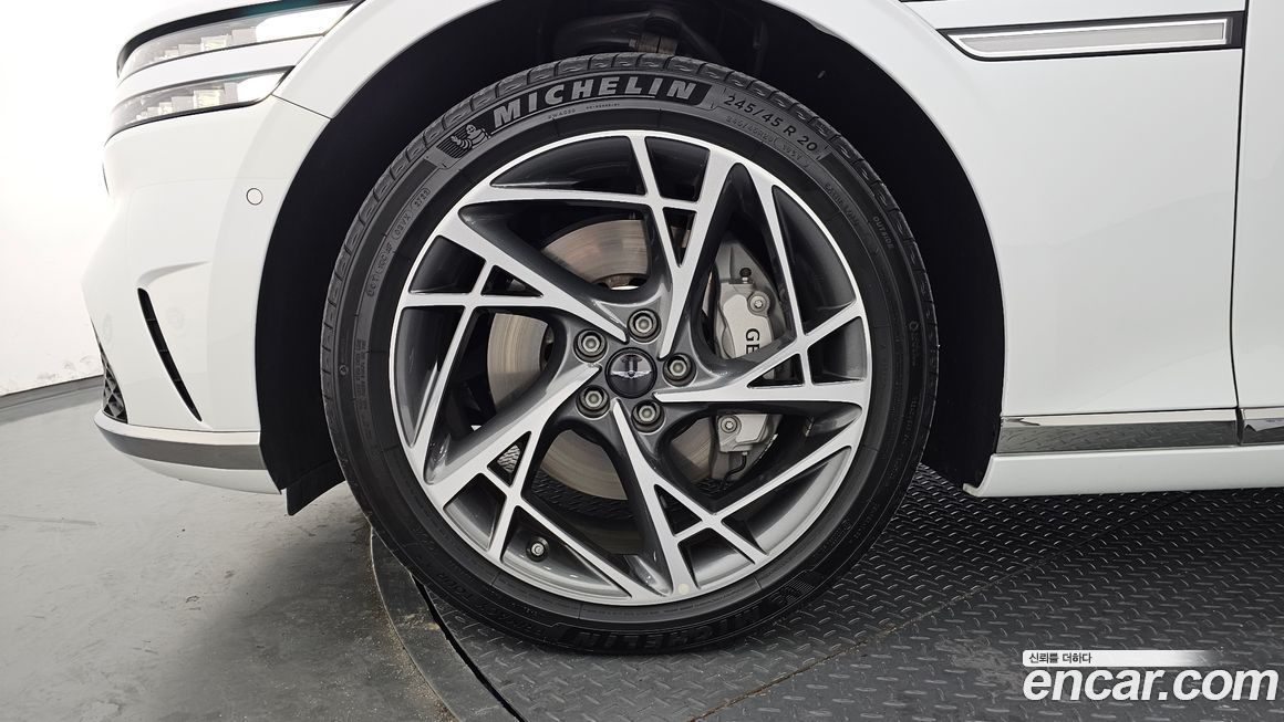 Genesis G90 2023
