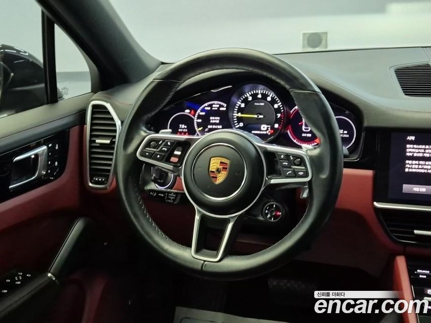 Porsche Cayenne 2022