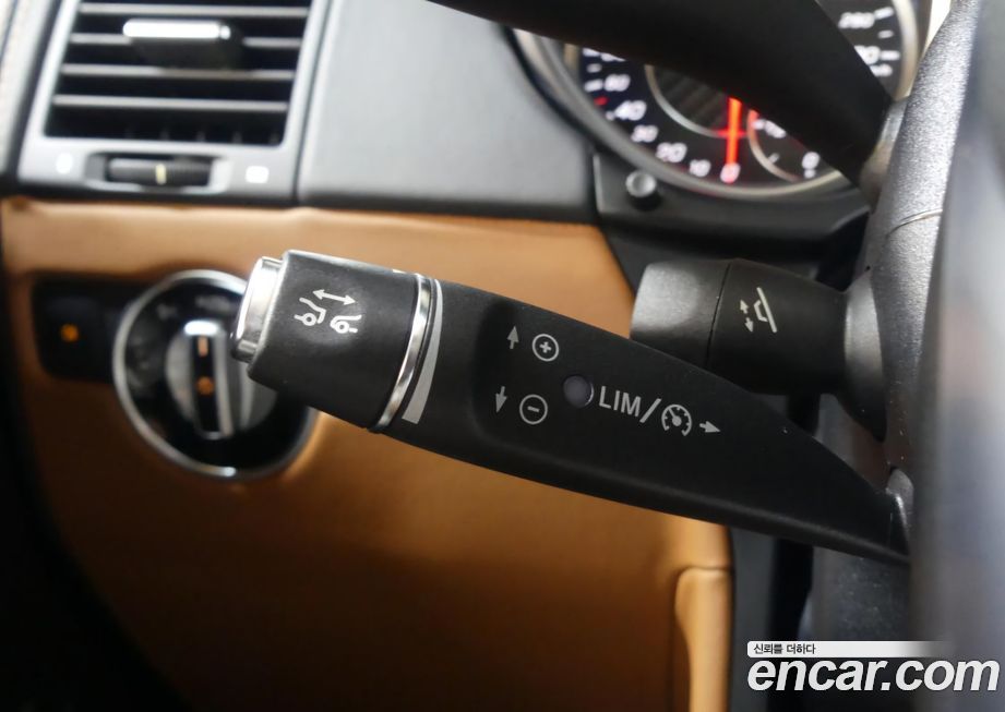 Mercedes-Benz G-Class 2017