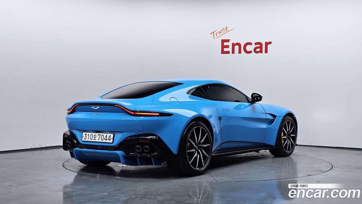 Astonmartin Vantage 2019