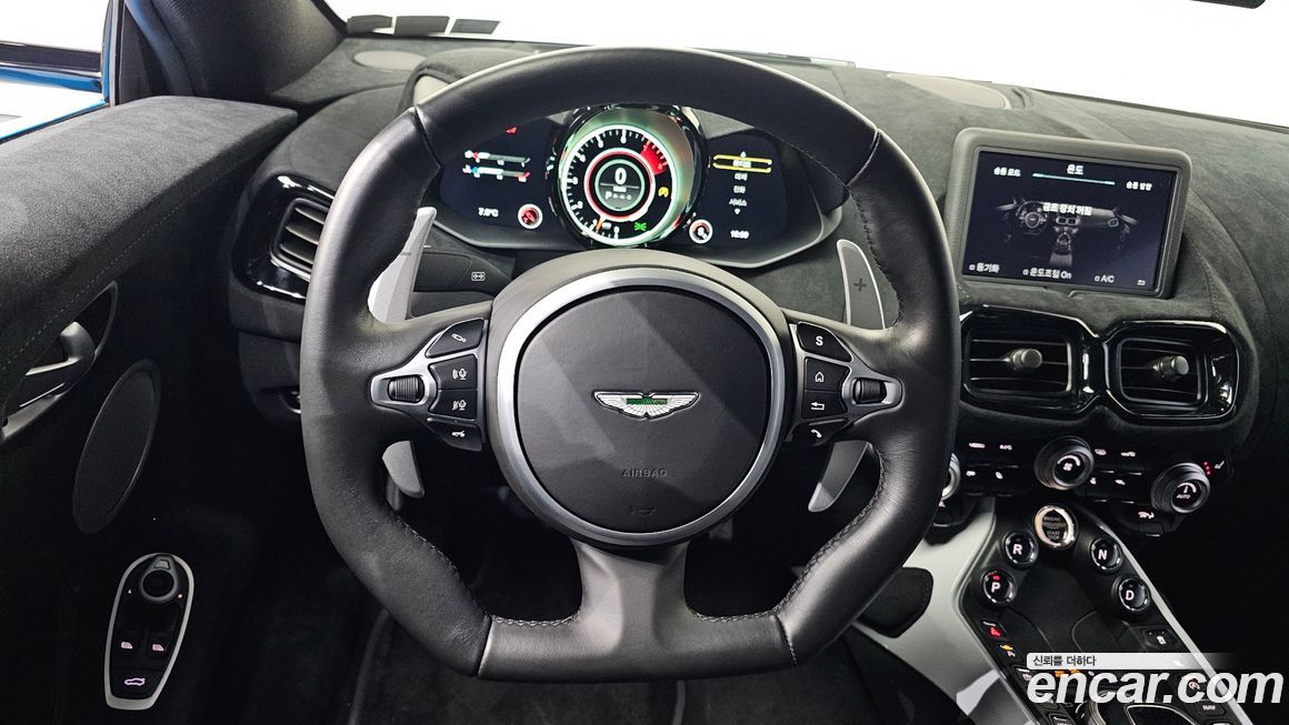 Astonmartin Vantage 2019