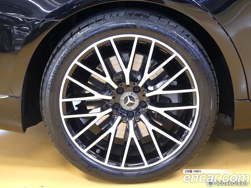 Mercedes-Benz S-Class 2022