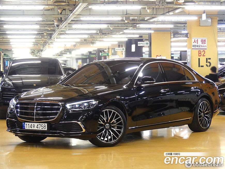 Mercedes-Benz S-Class 2022
