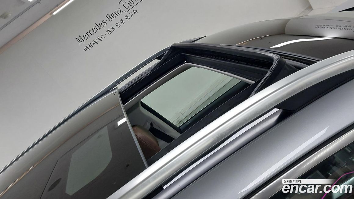 Mercedes-Benz GLE-Class 2025