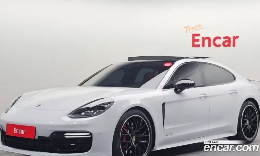Porsche Panamera 2020