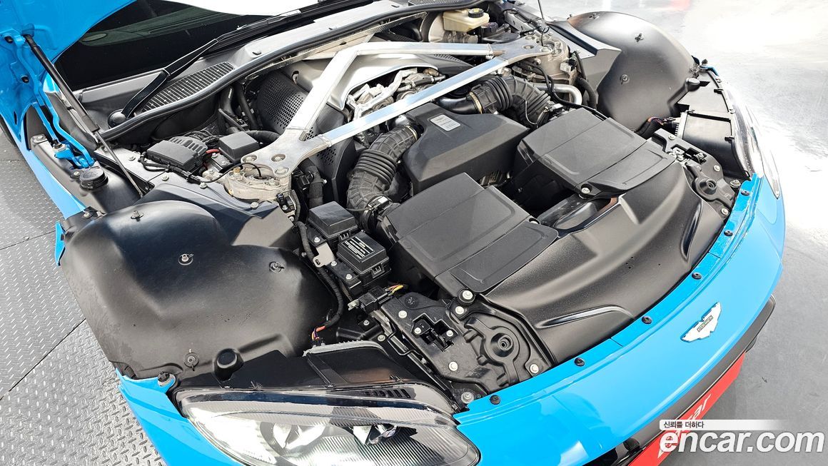 Astonmartin Vantage 2019