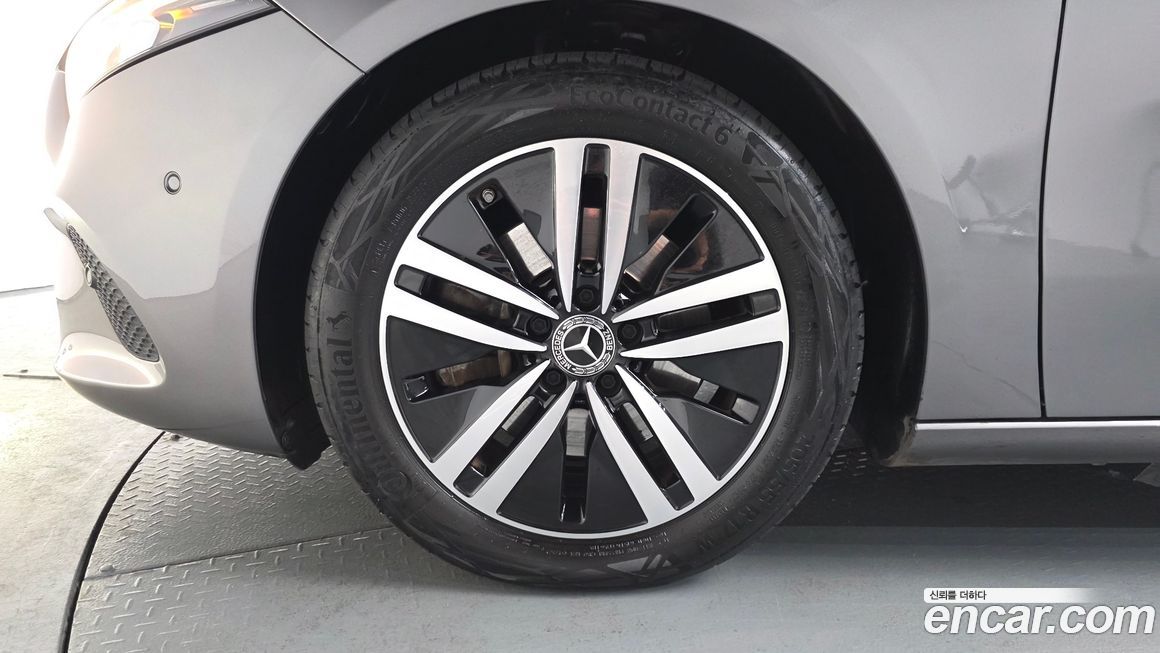 Mercedes-Benz A-Class 2021