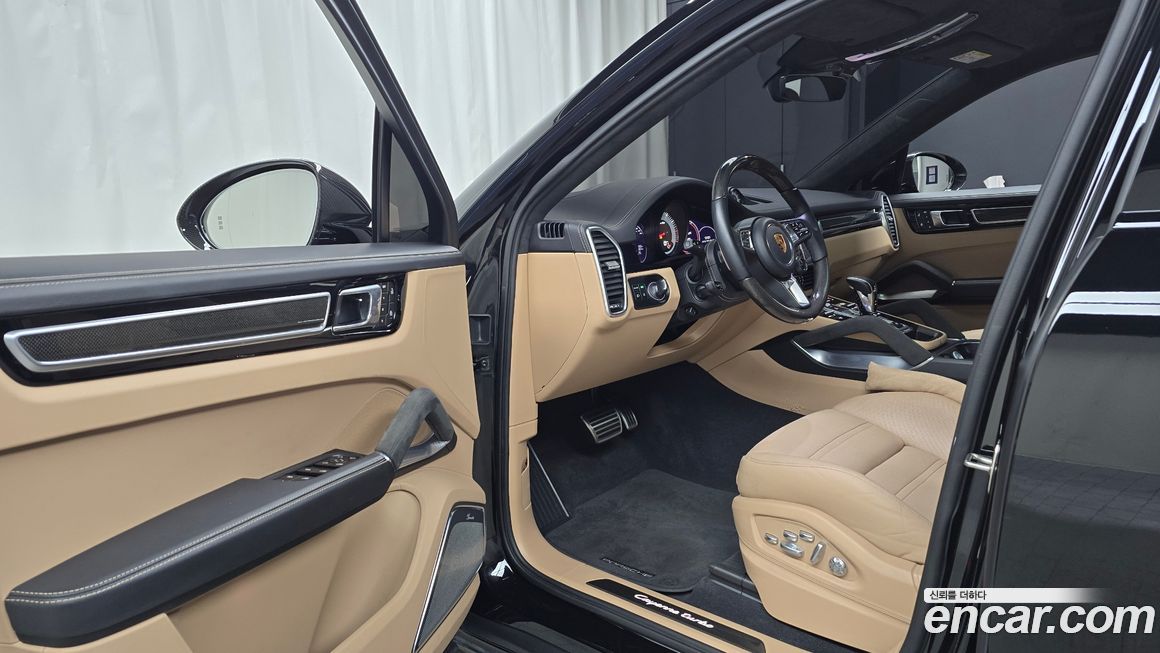 Porsche Cayenne 2023