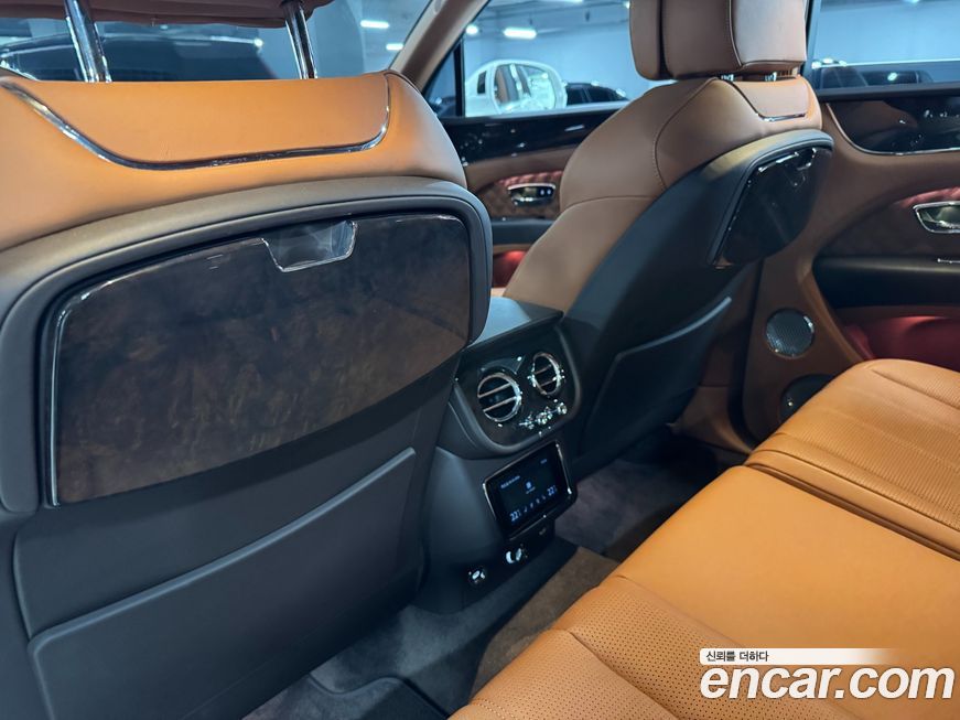 Bentley Bentayga 2021