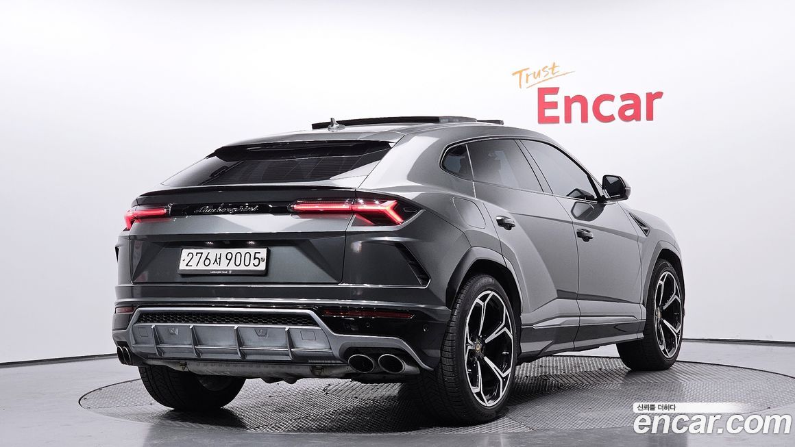Lamborghini Urus 2020
