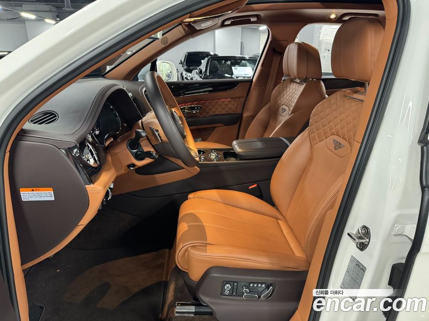 Bentley Bentayga 2021