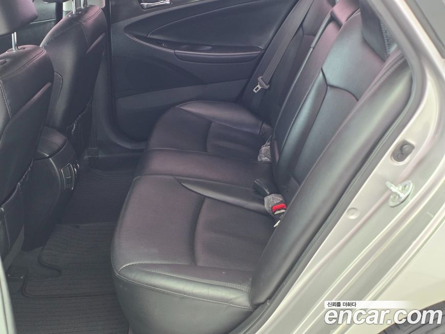 Hyundai Sonata 2013