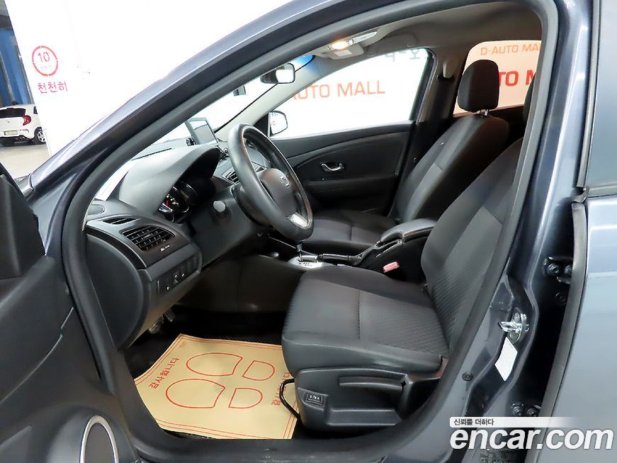 Renault-KoreaSamsung SM3 2011