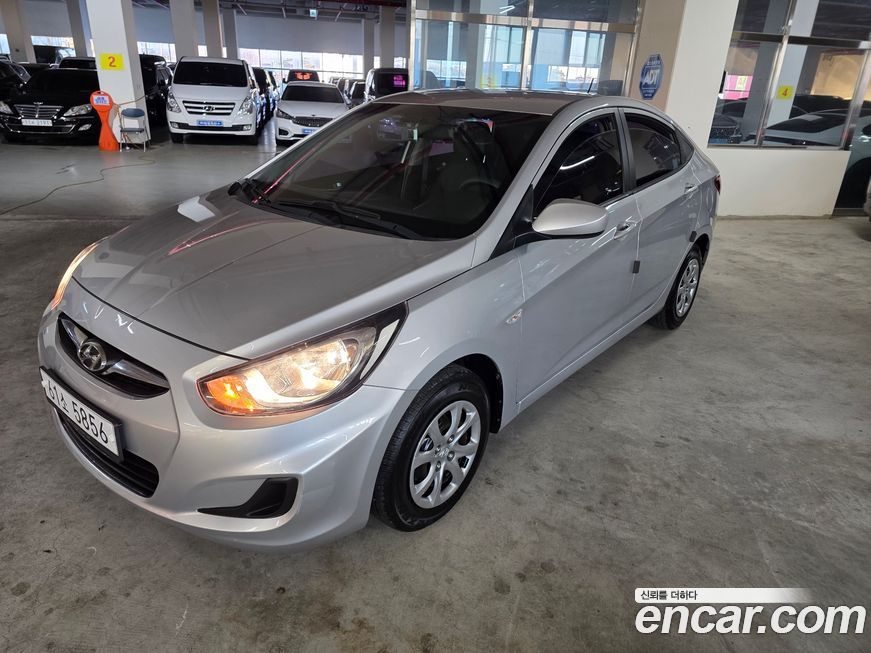 Hyundai Accent 2013