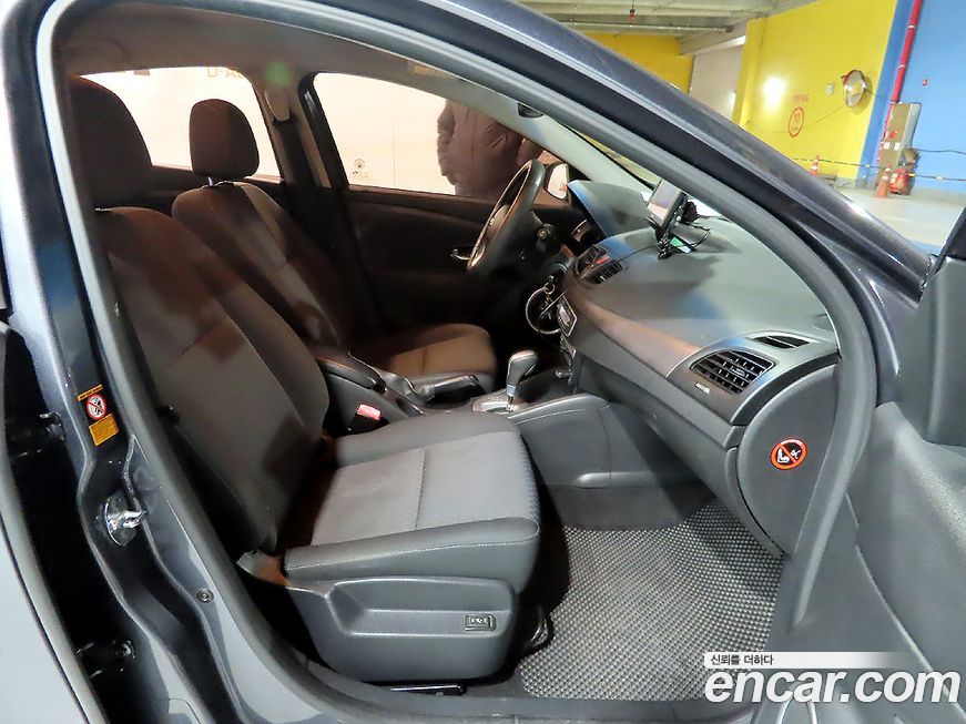 Renault-KoreaSamsung SM3 2011