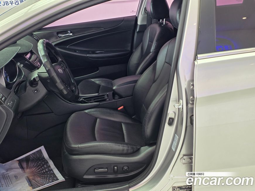 Hyundai Sonata 2013