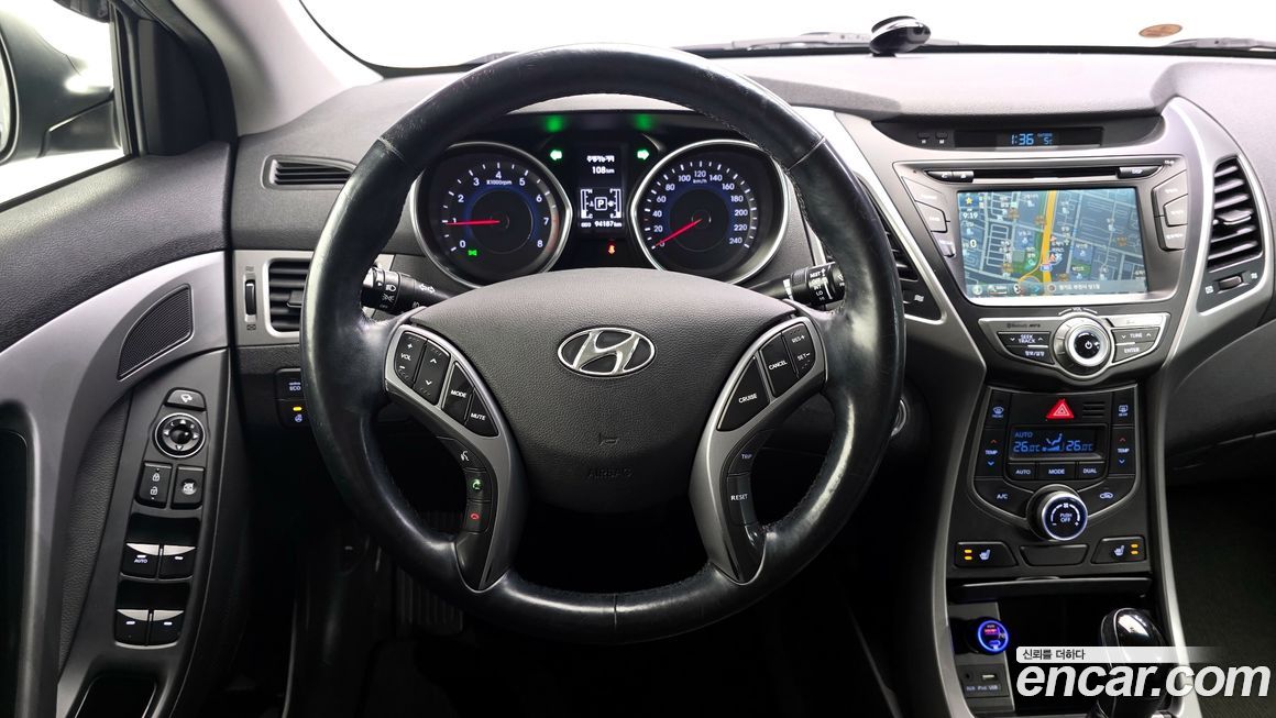 Hyundai AVANTE 2015