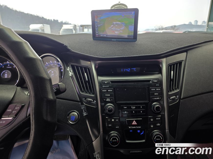 Hyundai Sonata 2013