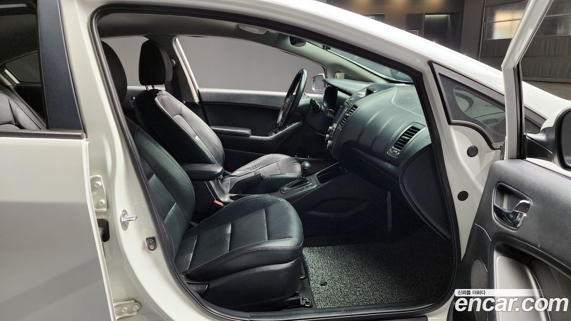 Kia K3 2013