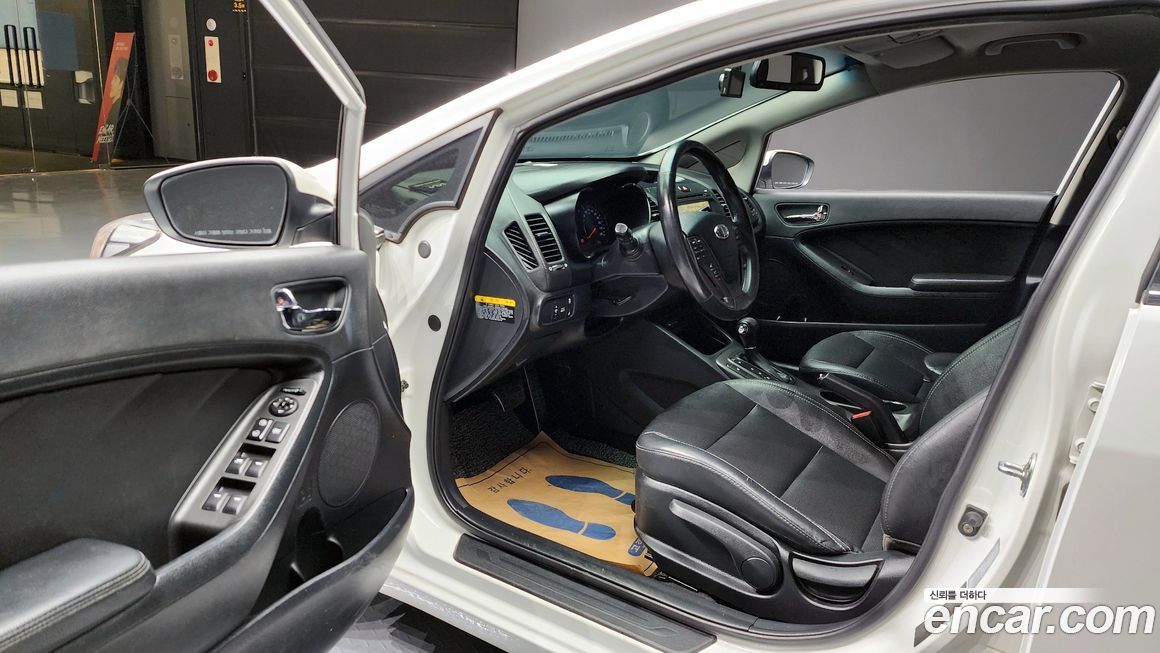 Kia K3 2013