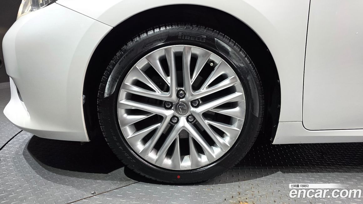 Lexus ES 2013