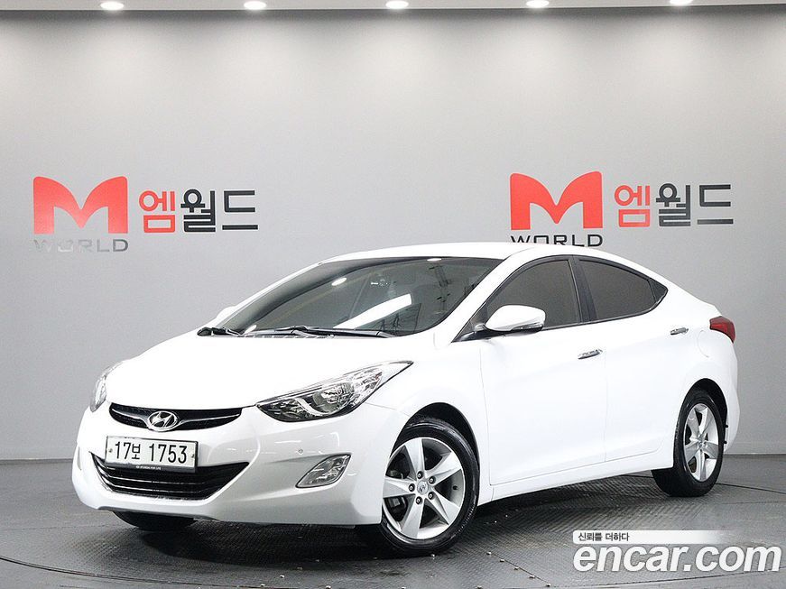 Hyundai AVANTE 2013