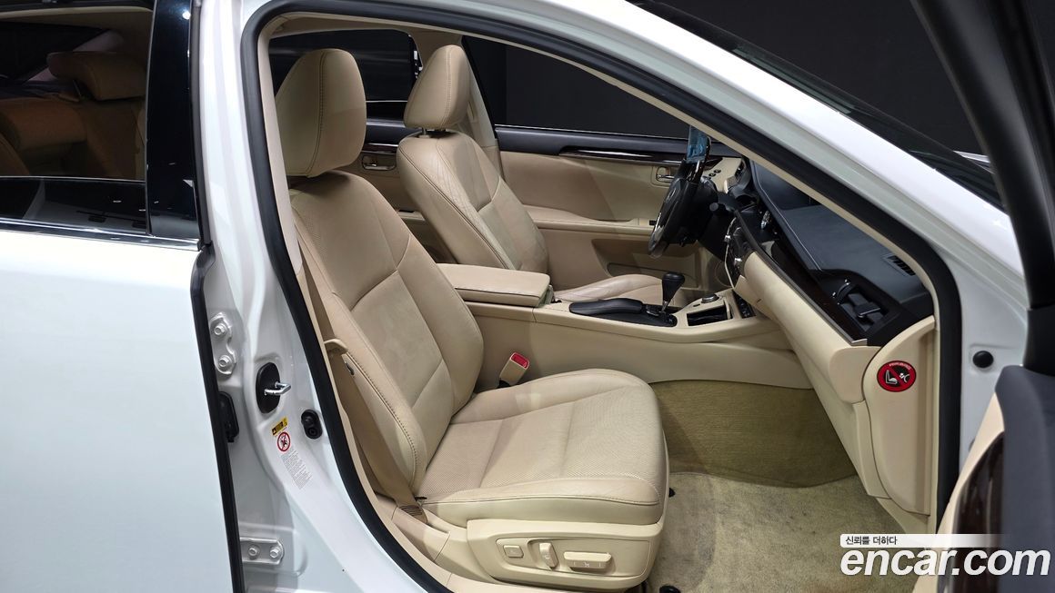 Lexus ES 2013
